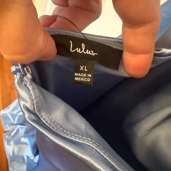 Lulus Beautiful satin blue floor length gown size XL - Picture 5 of 6